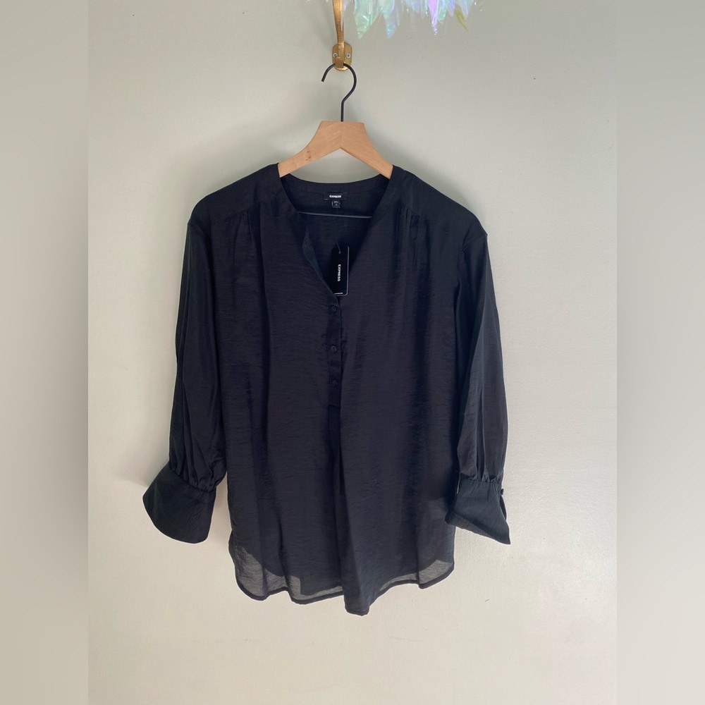 Express Black Lightweight Semi Sheer‎ Blouse Top Flared Wrist Size Small